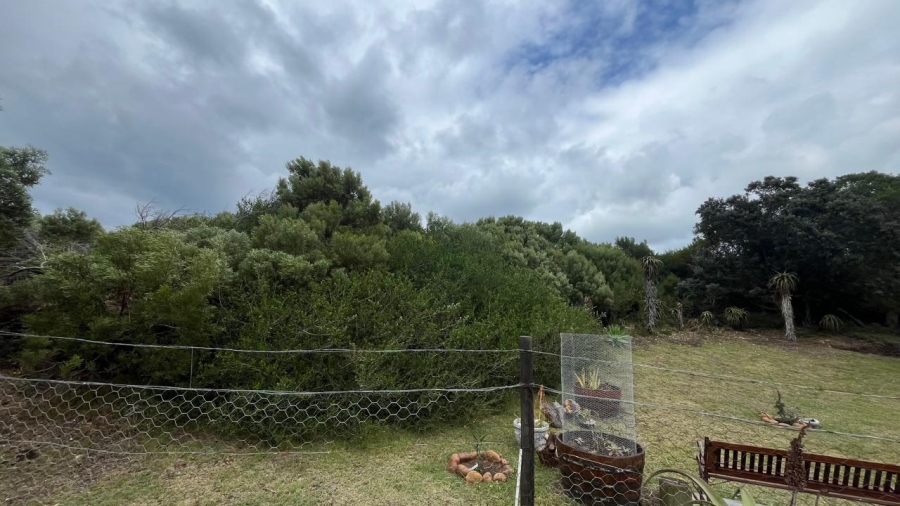Commercial Property for Sale in Paradise Beach Eastern Cape